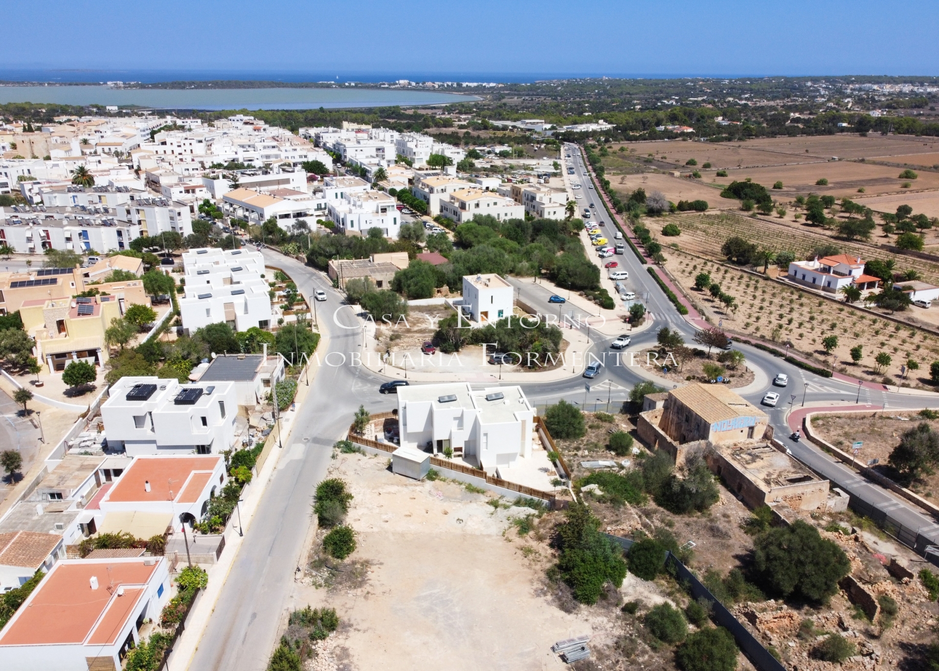 erreno con licenza per due case a Formentera